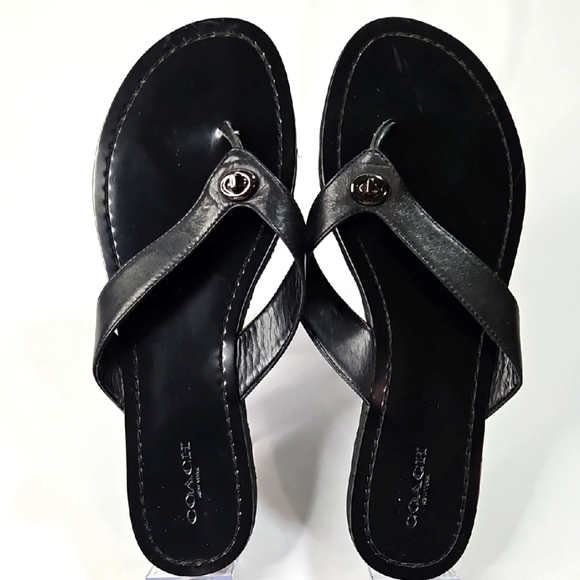 Coach Womens Shelly Black Leather Turnlock Slip On Thong Flip Flop Sandals Sz 38 - Picture 1 of 8
